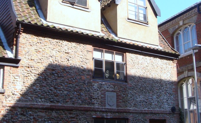 Off With Their Heads!